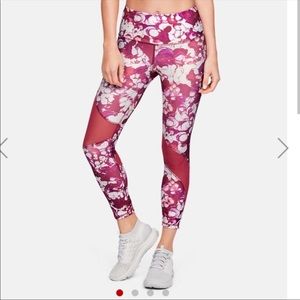 UNDER ARMOUR HEAT GEAR LEGGINGS